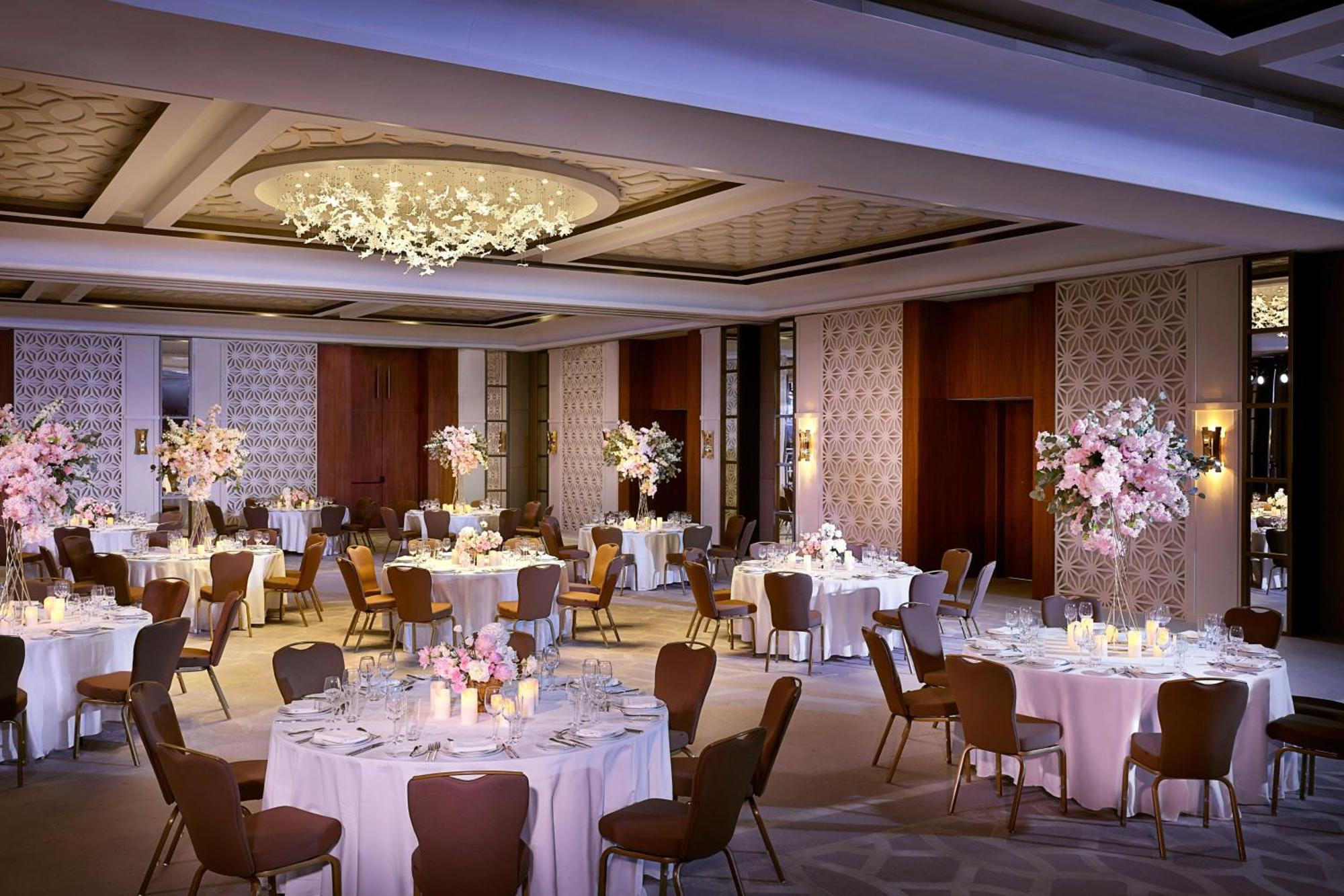 シェラトン ヌル スルタン ホテル アスターナ エクステリア 写真 The ballroom
