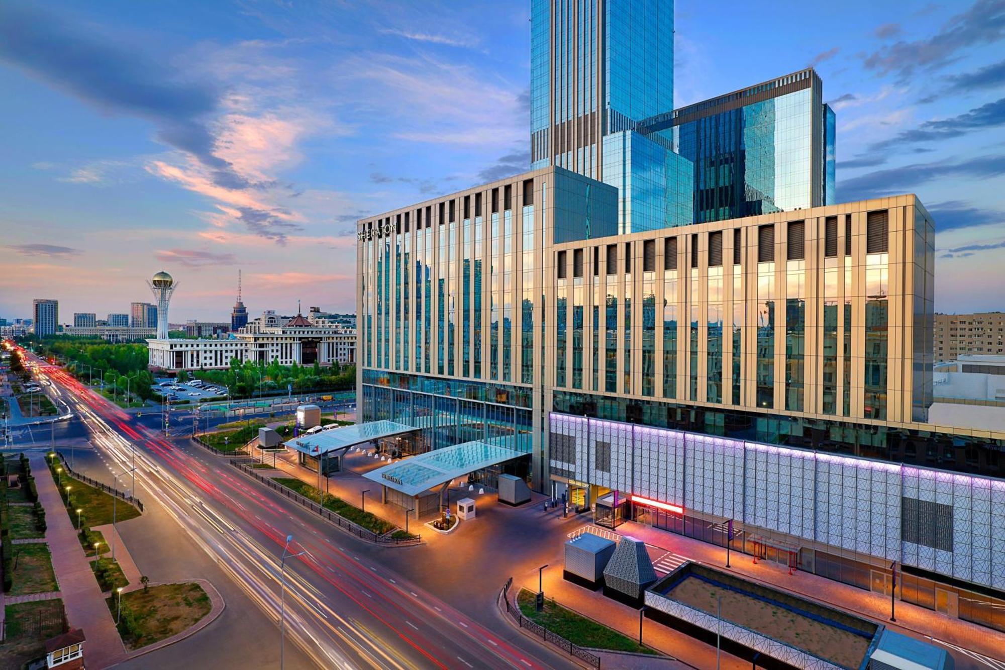 シェラトン ヌル スルタン ホテル アスターナ エクステリア 写真 Hilton Astana